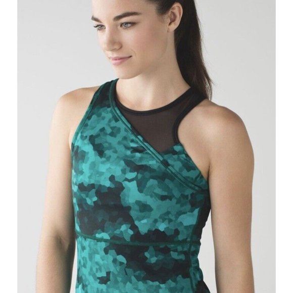 Lululemon Meshed Up Tank 2 IN 1 Top Size 4 Green Black Clouded Dreams Teal RARE! - Picture 4 of 12